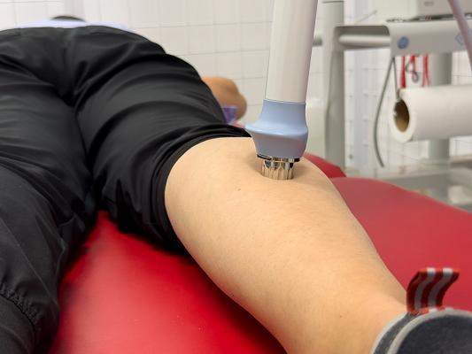 Grafika Terapia falami uderzeniowymi BTL-SWT